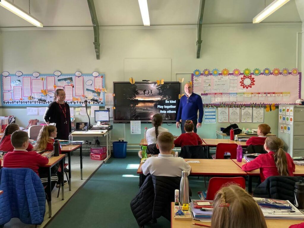 Be kind help others play together is the best way to play CAP.Co