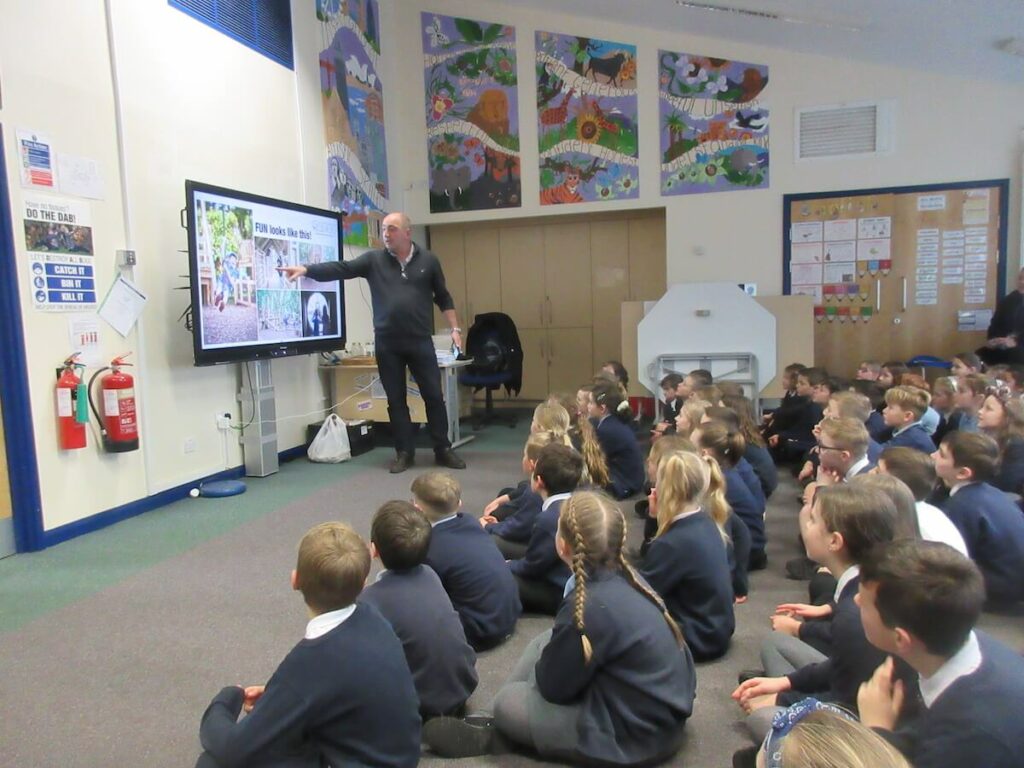 Be kind help others play together is the best way to play CAP.Co