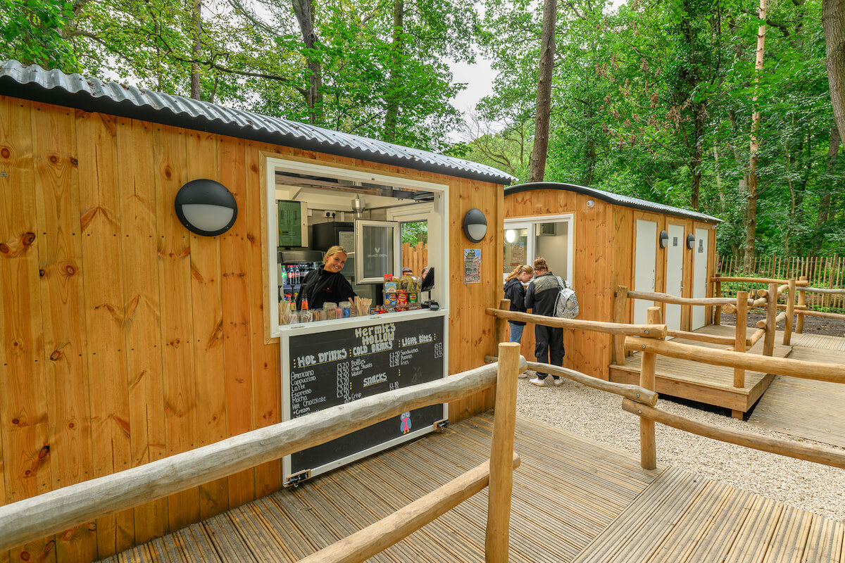 The Food and Beverage unit and welcome shed at Hermits Hollow at Coombe Country Park with Adventure play by CAP.Co
