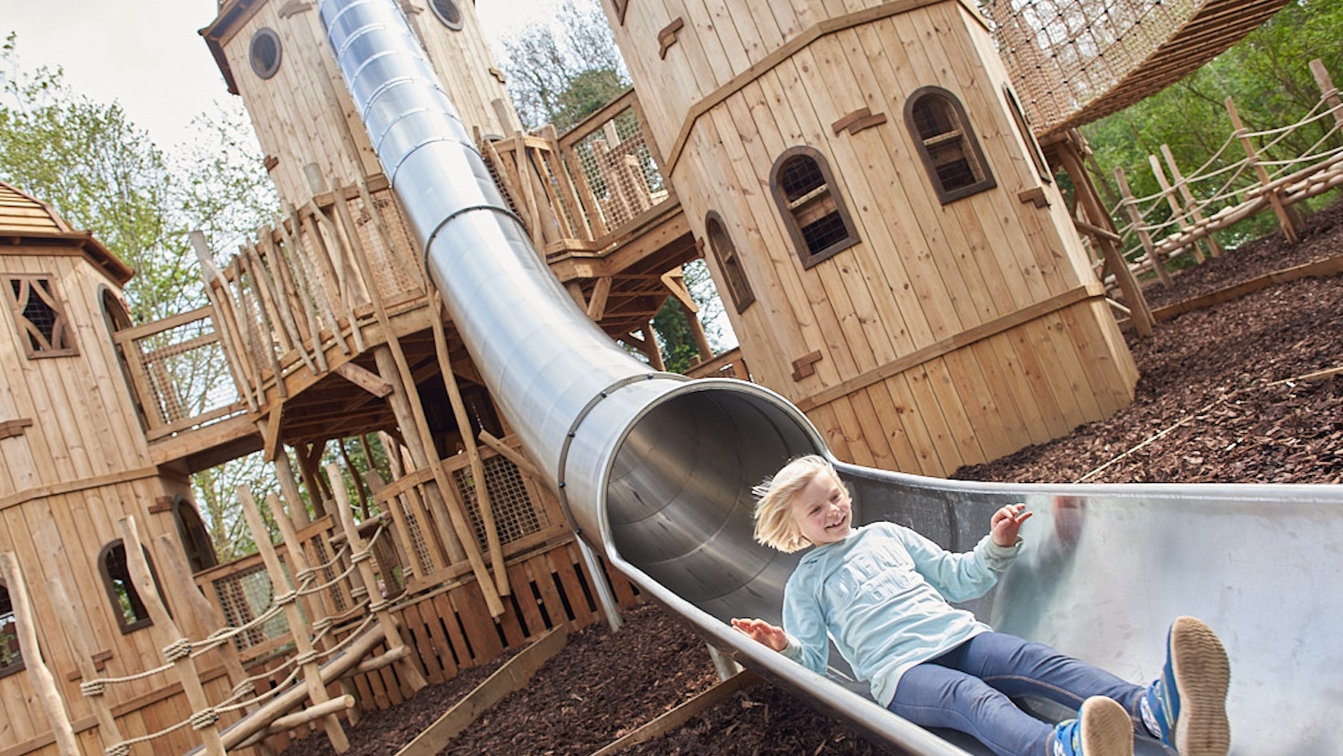 Hide and Secrets Adventure play at Burghley House by CAP.Co