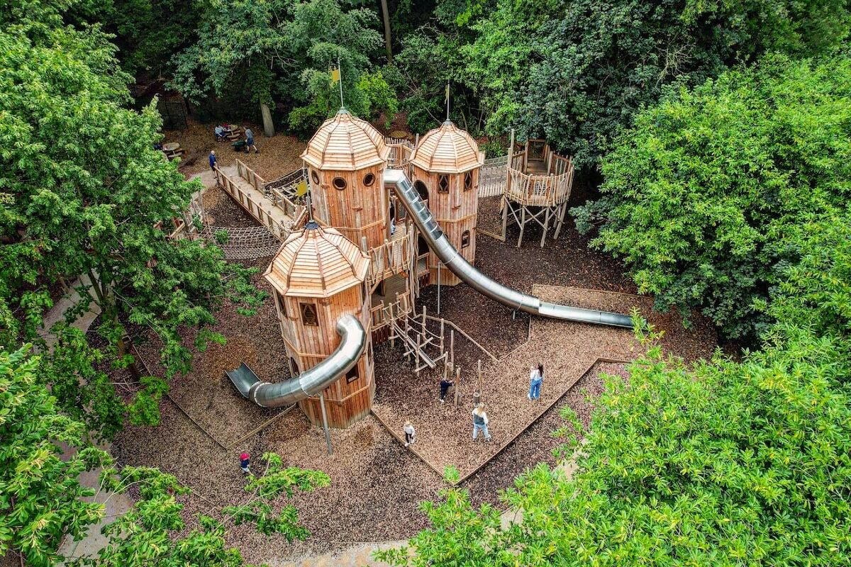 Hide and Secrets Adventure play at Burghley House by CAP.Co