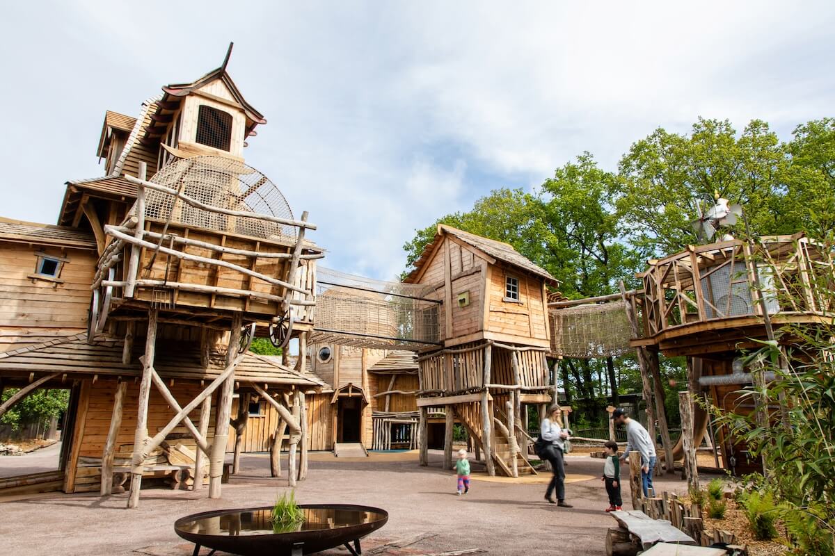 The wide view of the play at Neos Homestead at Parc Sainte Croix with adventure play by CAP.CO Photography by Kev Foster