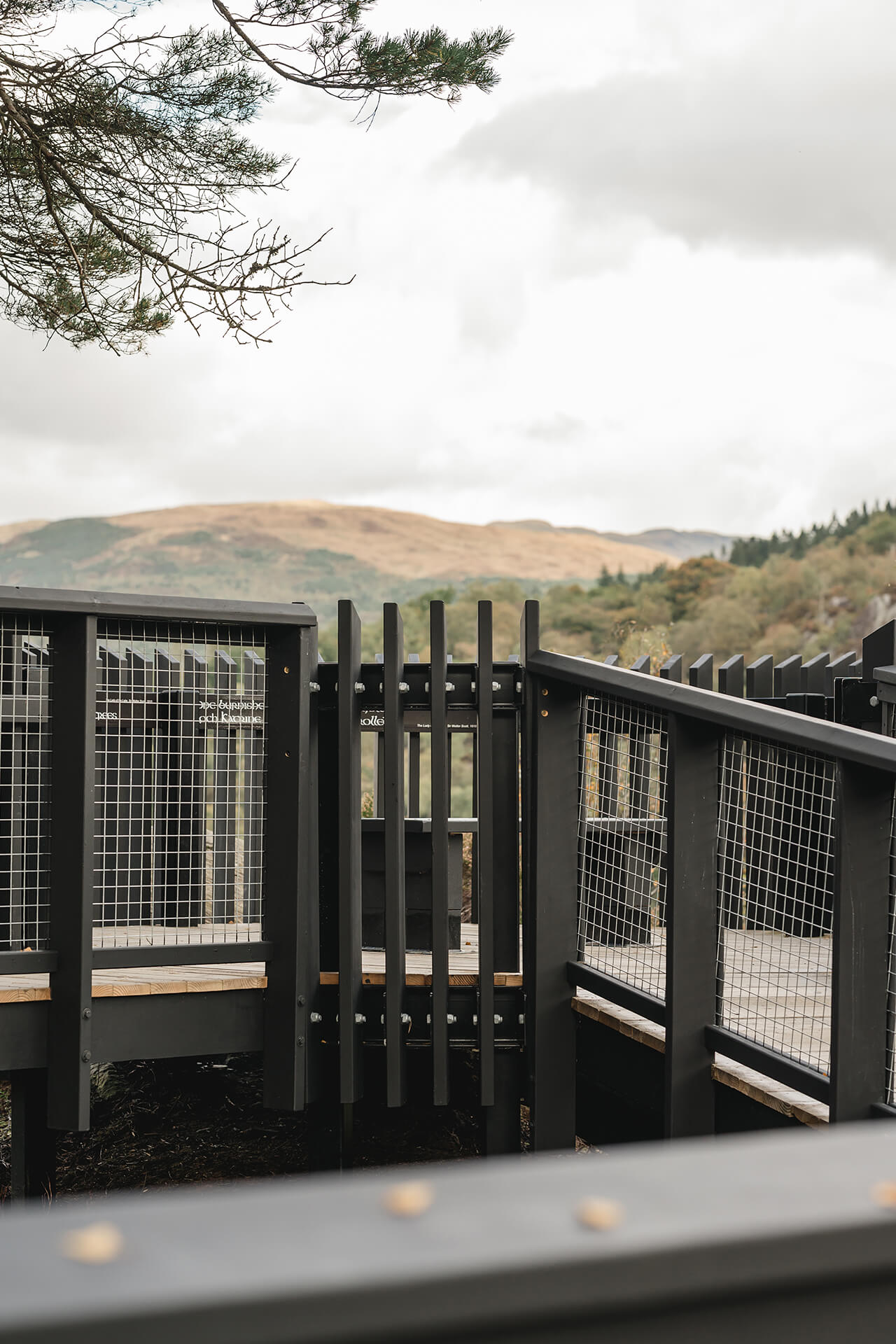 Detail image of the CAPCO built Roderick Dhu lookout tower at Loch Katrine featuring walkwaysand platforms photography by Lindsey Mack