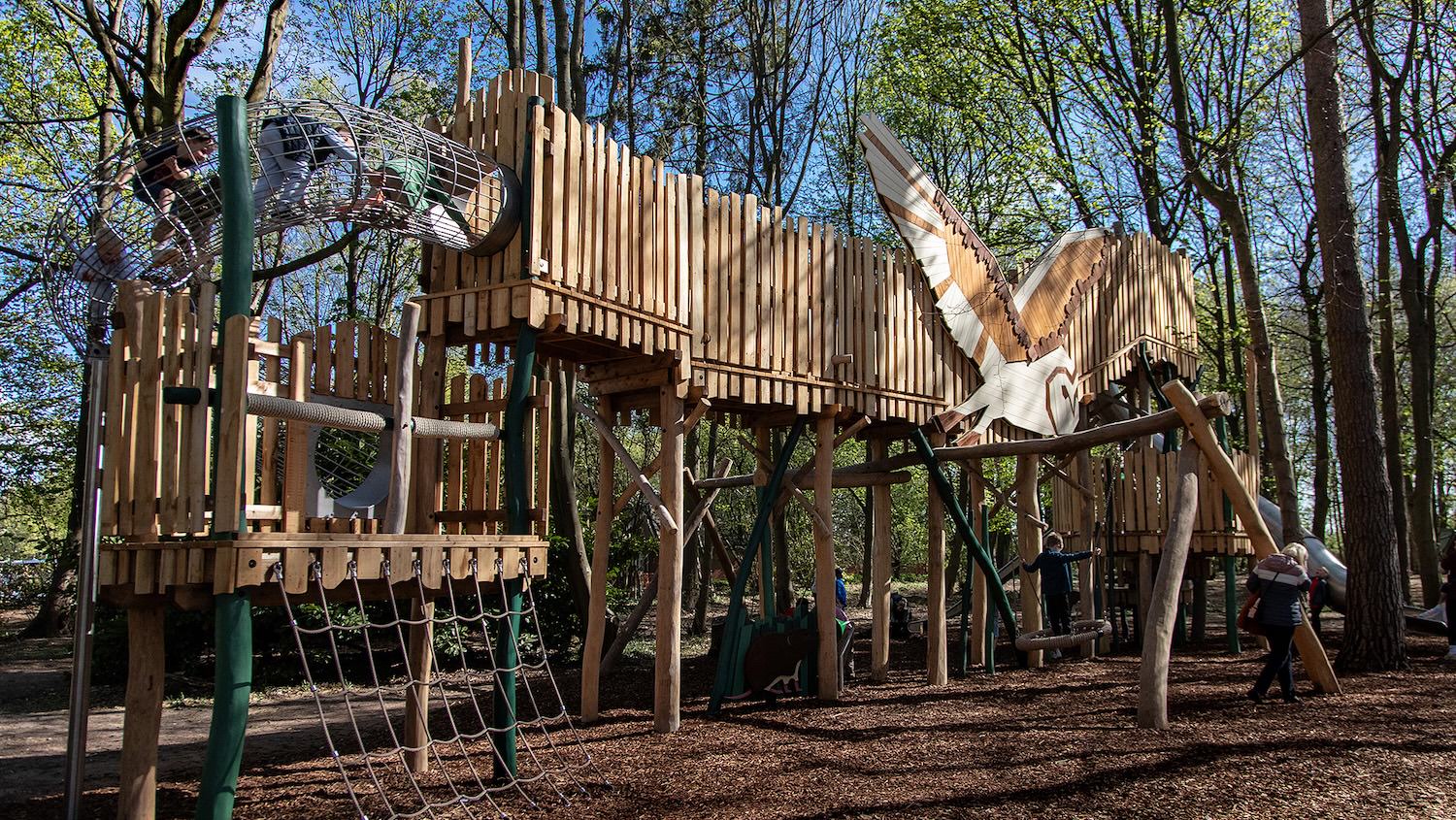 LEAD Image The central play structure in the Woodland Adventures playground at The Belfry Hotel built and designed by CAP.CO photography by Kev Foster
