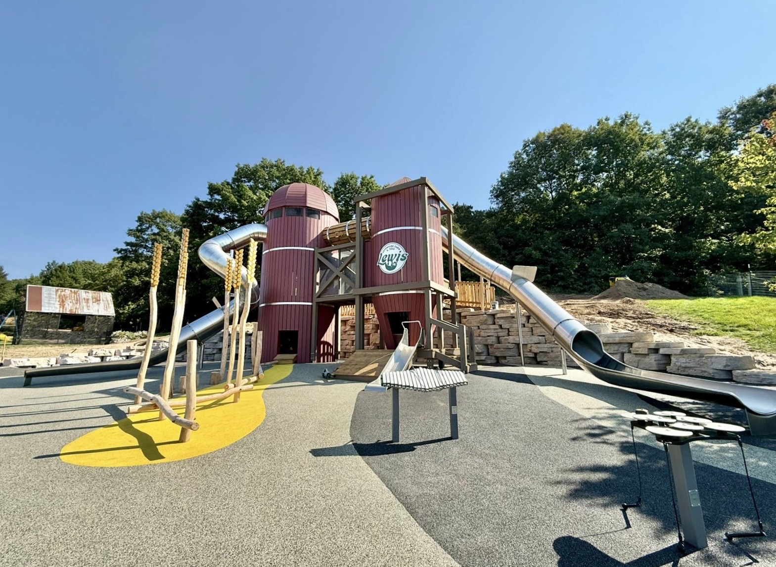 Lewis Adventure Farm adventure play by CAP.CO completed