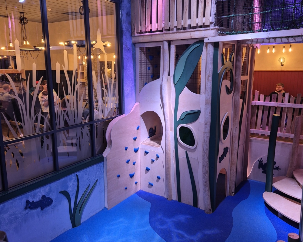 Center Parcs Sherwood Forest Dozing Duck Adventure Play by CAP.CO finished